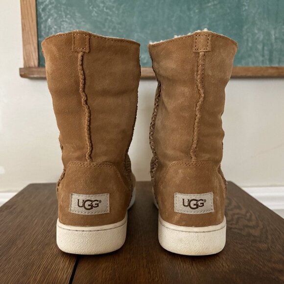 UGG Mika Bootie/Sneaker Foldover Cuff Cognac Women's Size 8.5 Like New - Picture 4 of 9